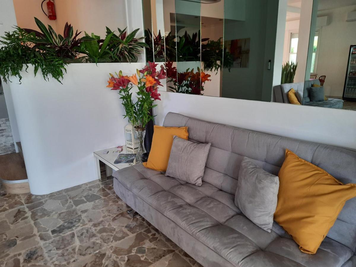 Hotel Barbiani Riccione Exteriér fotografie