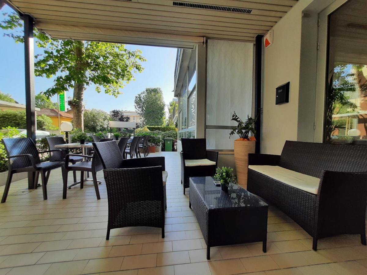 Hotel Barbiani Riccione Exteriér fotografie