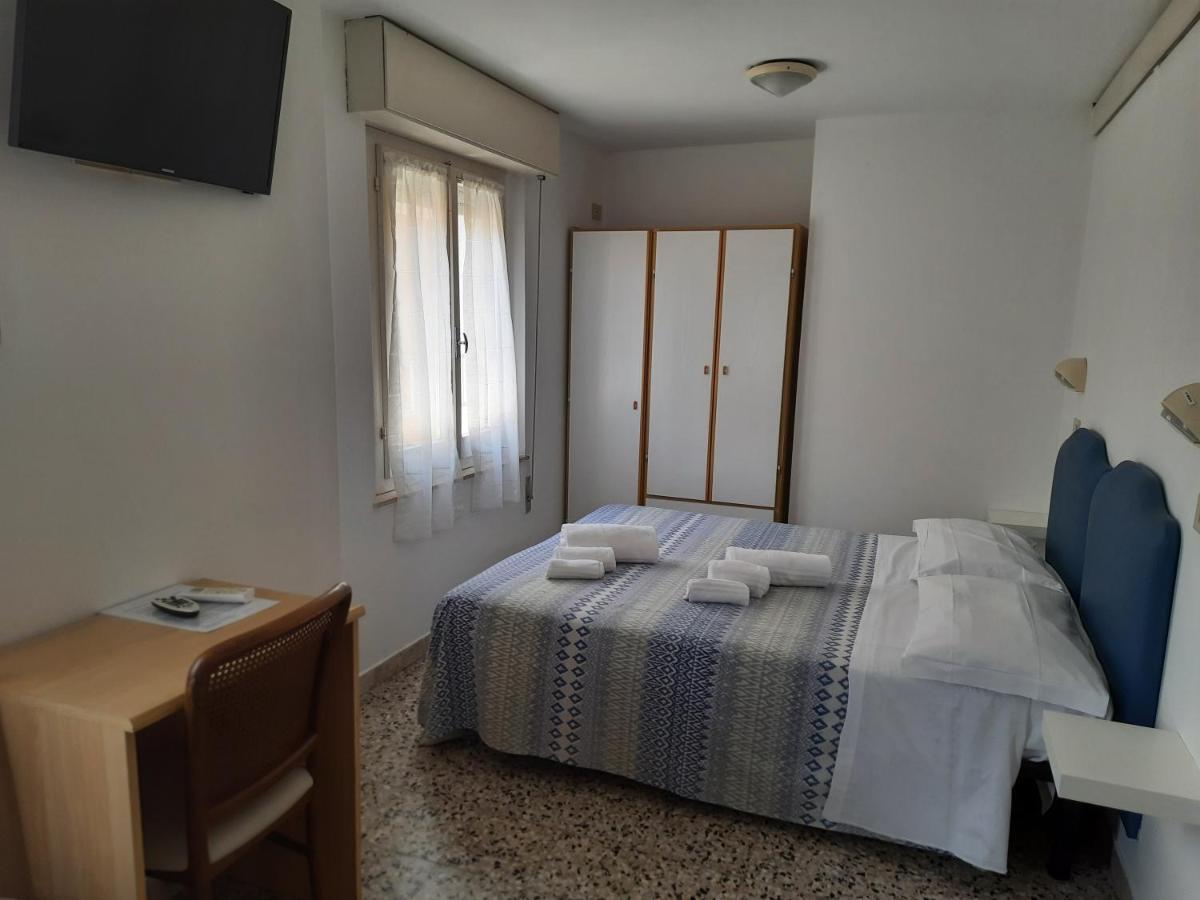 Hotel Barbiani Riccione Exteriér fotografie